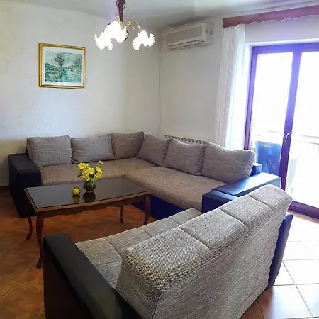 Stella Apartment